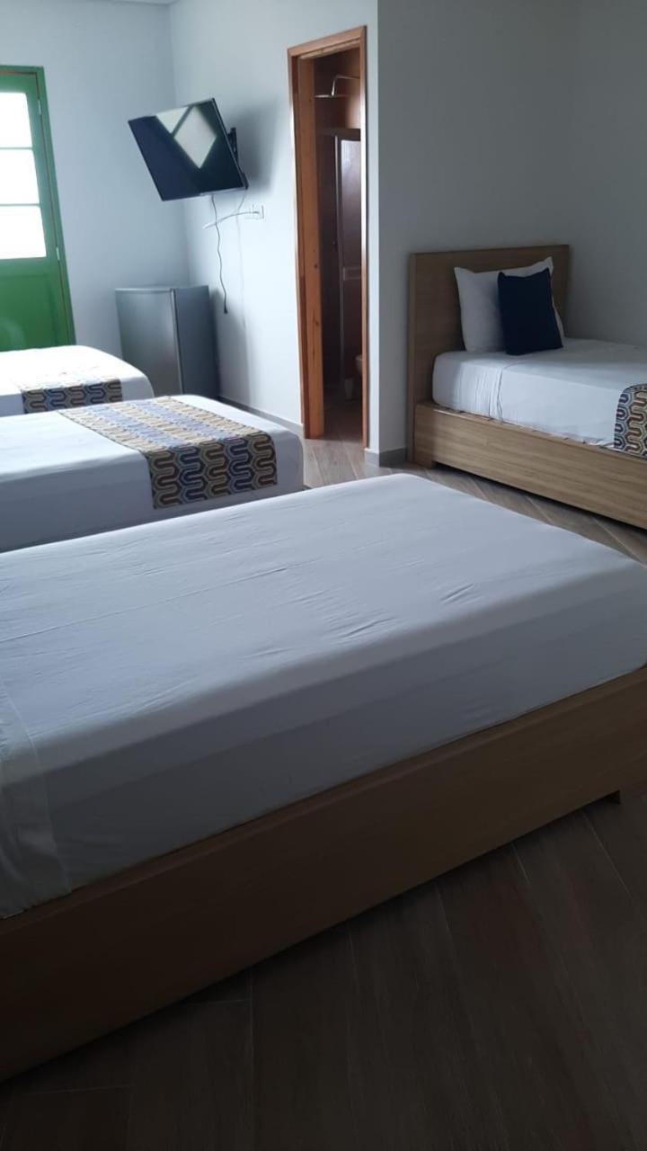 Alto Verde Hotel Guatapé Екстериор снимка