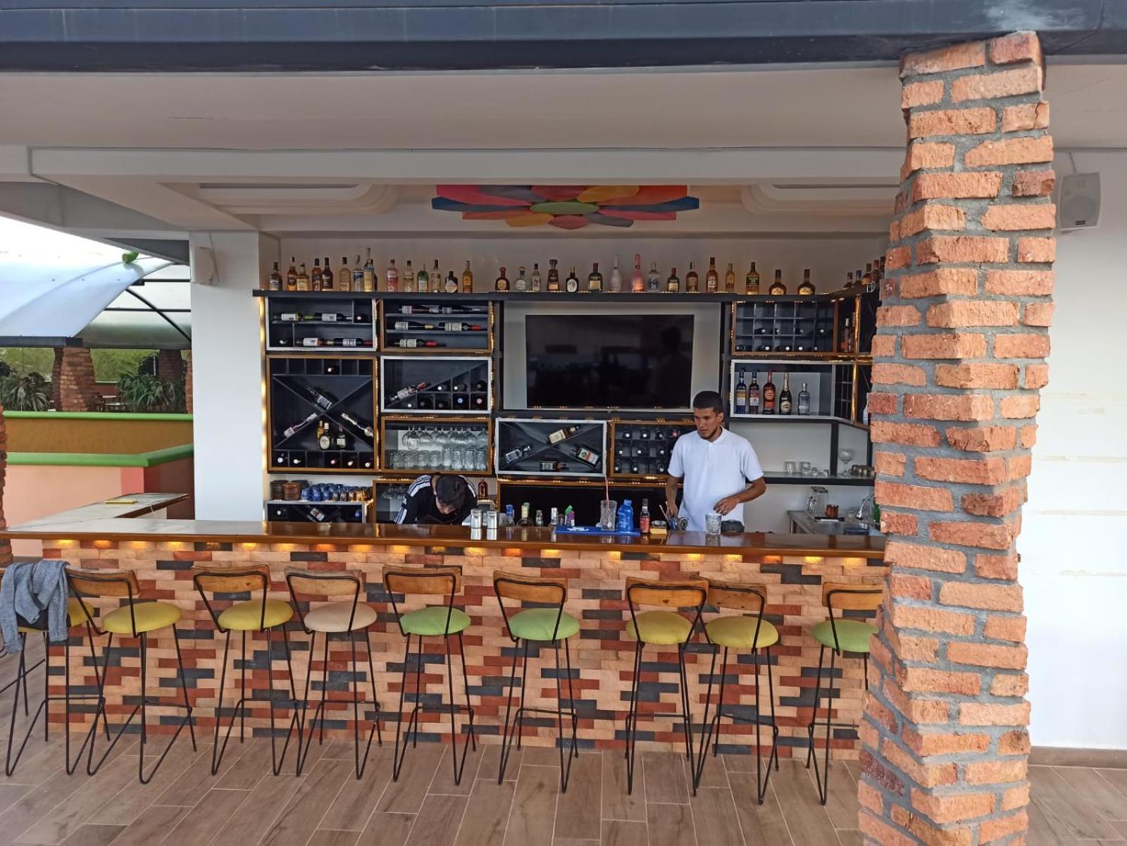 Alto Verde Hotel Guatapé Екстериор снимка