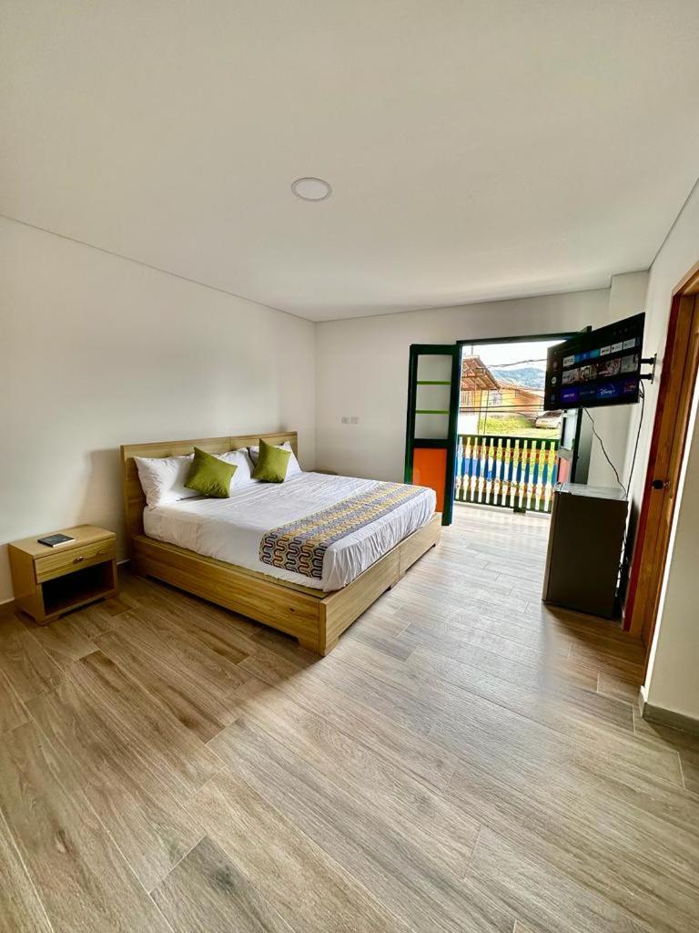 Alto Verde Hotel Guatapé Екстериор снимка